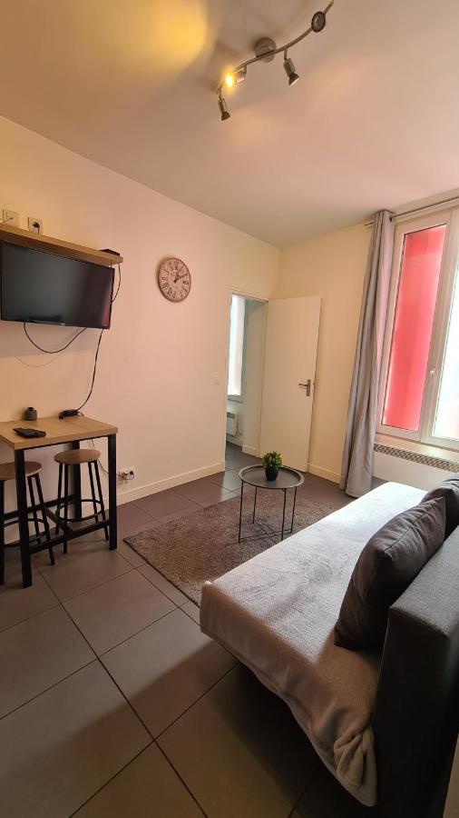 Logesty Home Proche Paris Et Metro Pantin Exterior foto